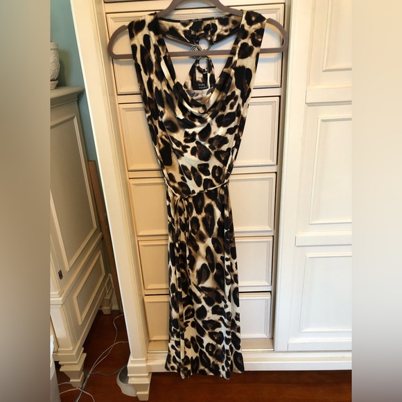 Sandra and Andre leopard print dress size medium - Picture 2 of 6